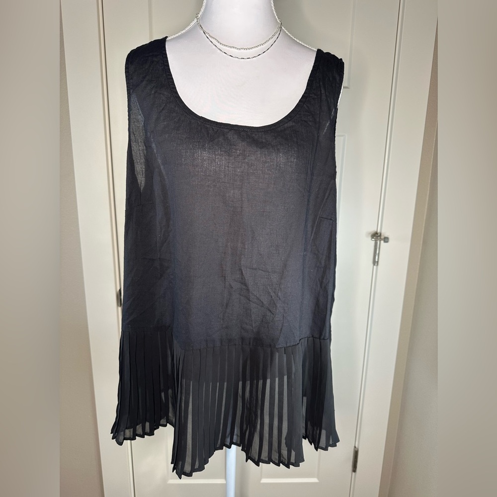 Chico’s Black Pleated Hem Sleeveless Tank Top Size 4 (XL)
